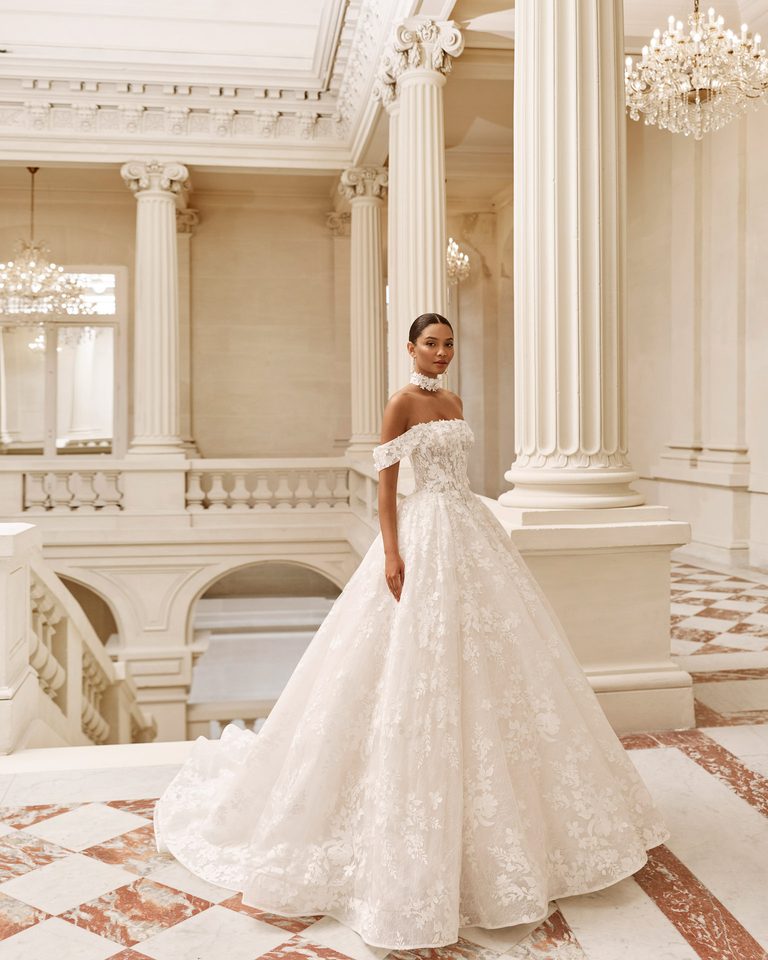 A-Linie & Prinzessin Brautkleider — Bridals by Diana Erfurt